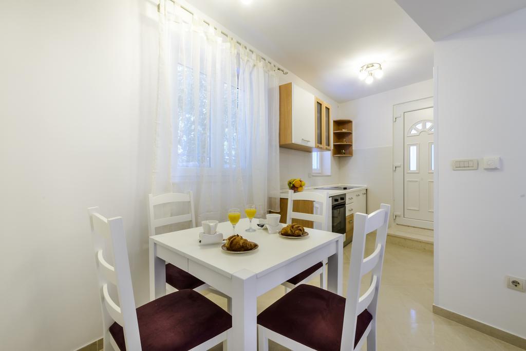 Imperium Apartments Dubrovnik Rum bild